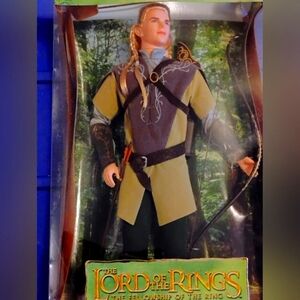 Collectors Lord of the Rings Legolas Figure Barbie